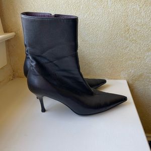 Gucci Kitten Heeled Booties